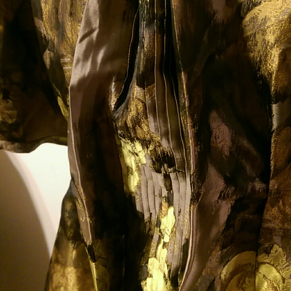 Nwot Gorgeous Statement Jacket - image 4